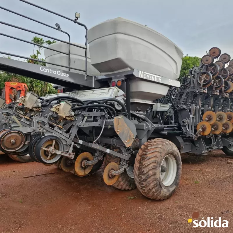 Plantadeira Massey Ferguson Momentum 30 Ano 2020
