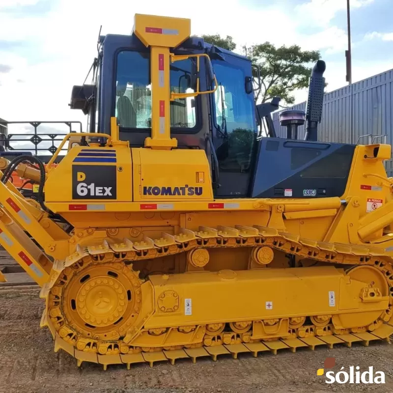 Trator de Esteiras Komatsu D61EX Ano 2014