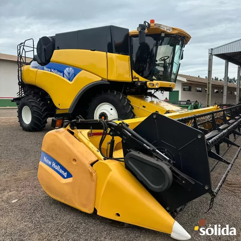 Colheitadeira New Holland CR 9060 Premium Ano 2016