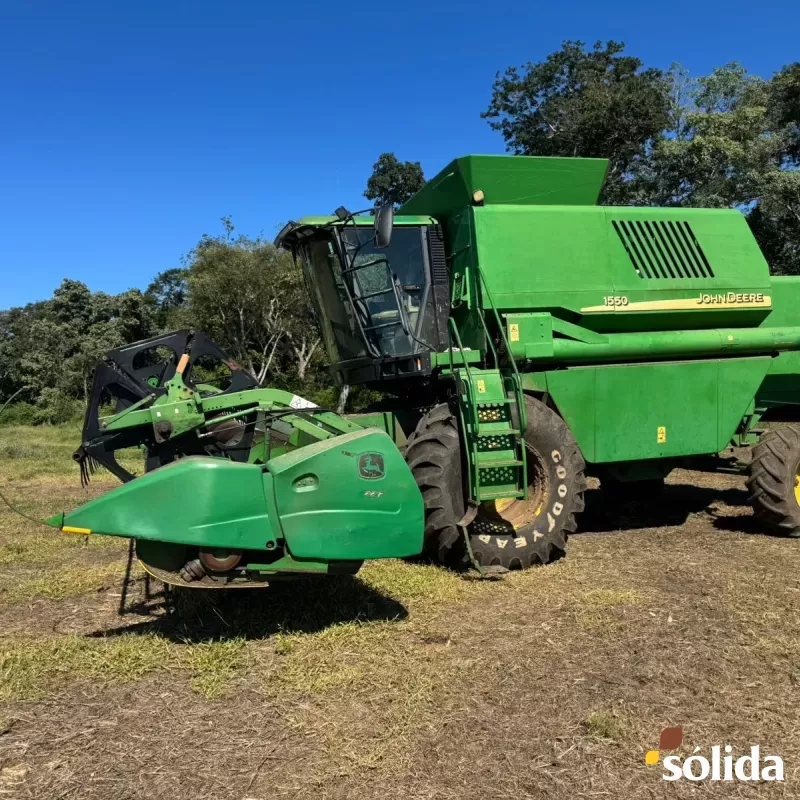 Colheitadeira John Deere 1550 Ano 2003 + Bazuca Stara