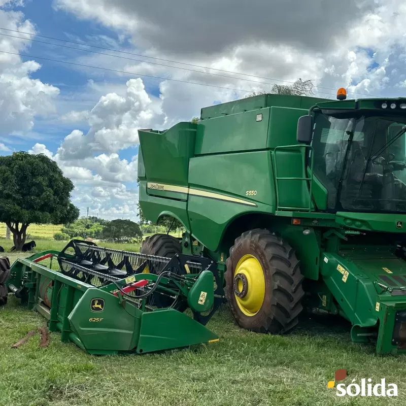 Colheitadeira John Deere S550 Ano 2021