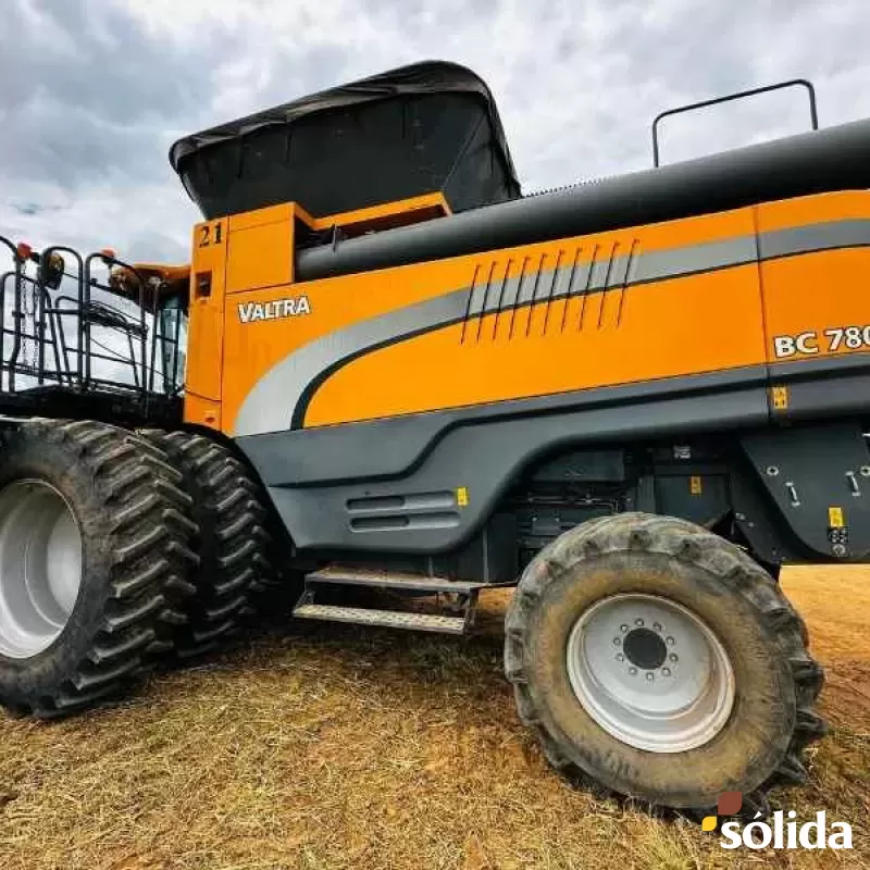 Colheitadeira Valtra BC 7800 Ano 2017