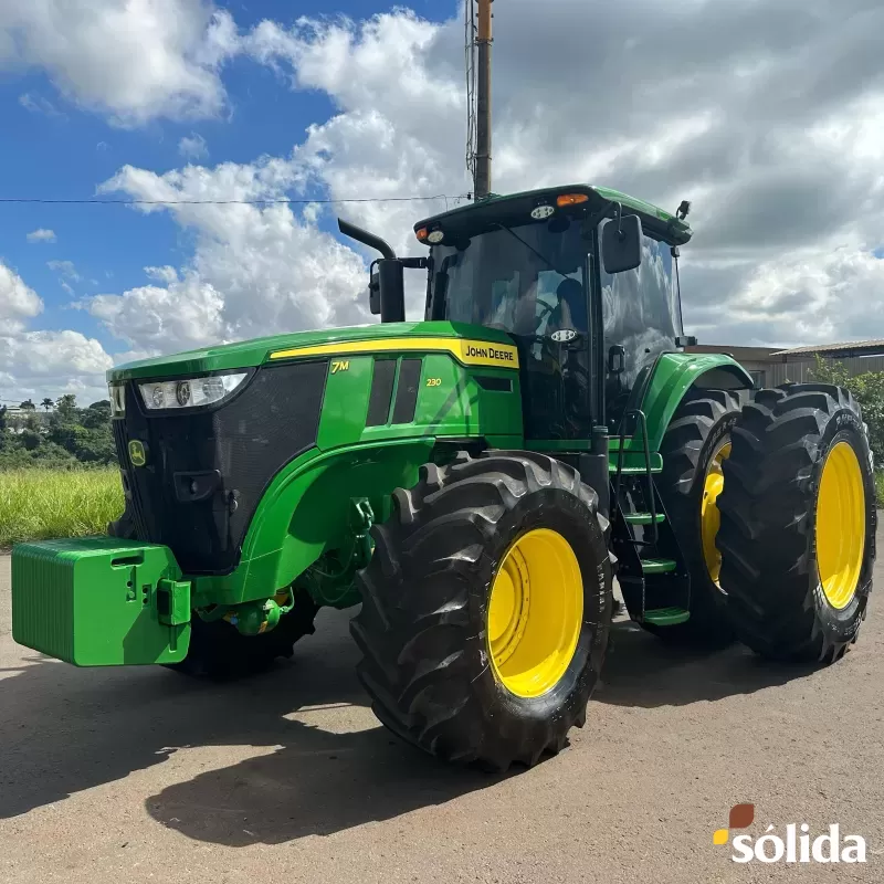 Trator John Deere 7M230 Ano 2024